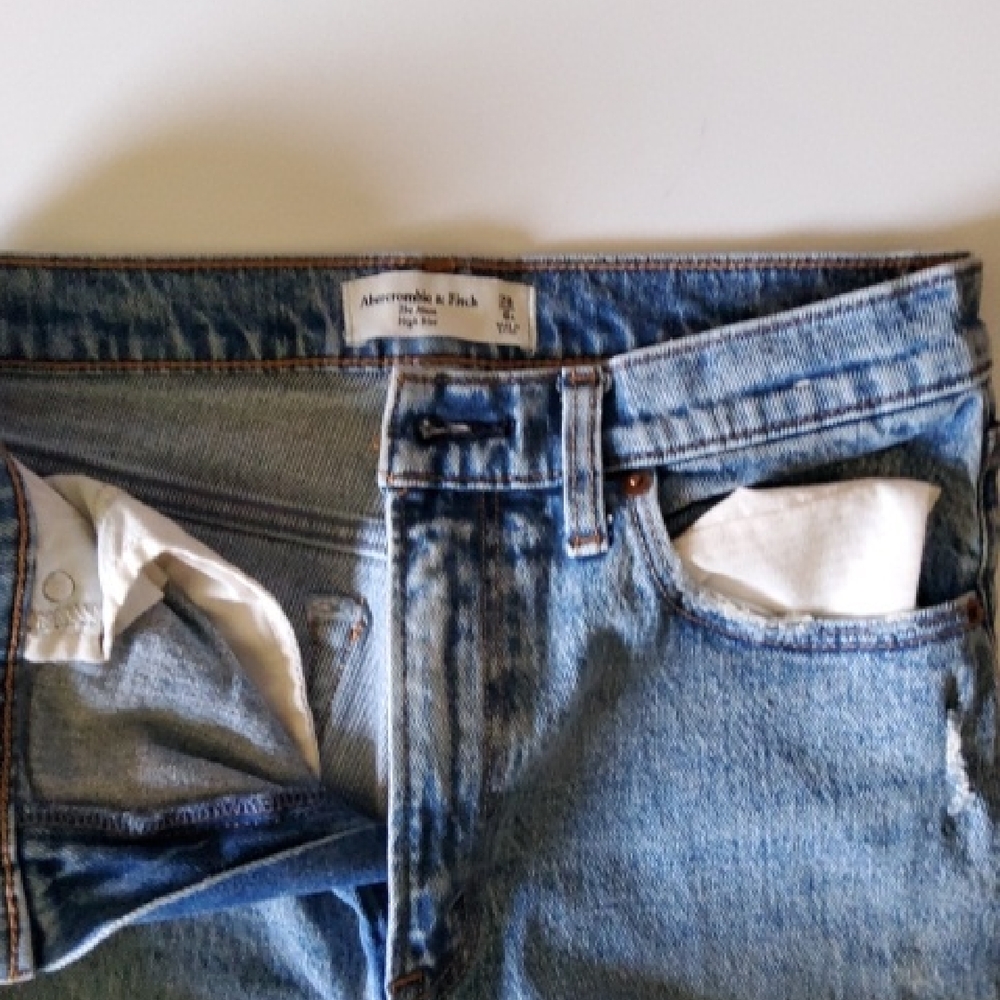 Abercrombie & Fitch High Rise Blue Jeans